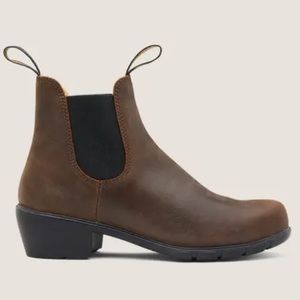 Blundstone 1673 Antique Brown Heeled Chelsea Boots